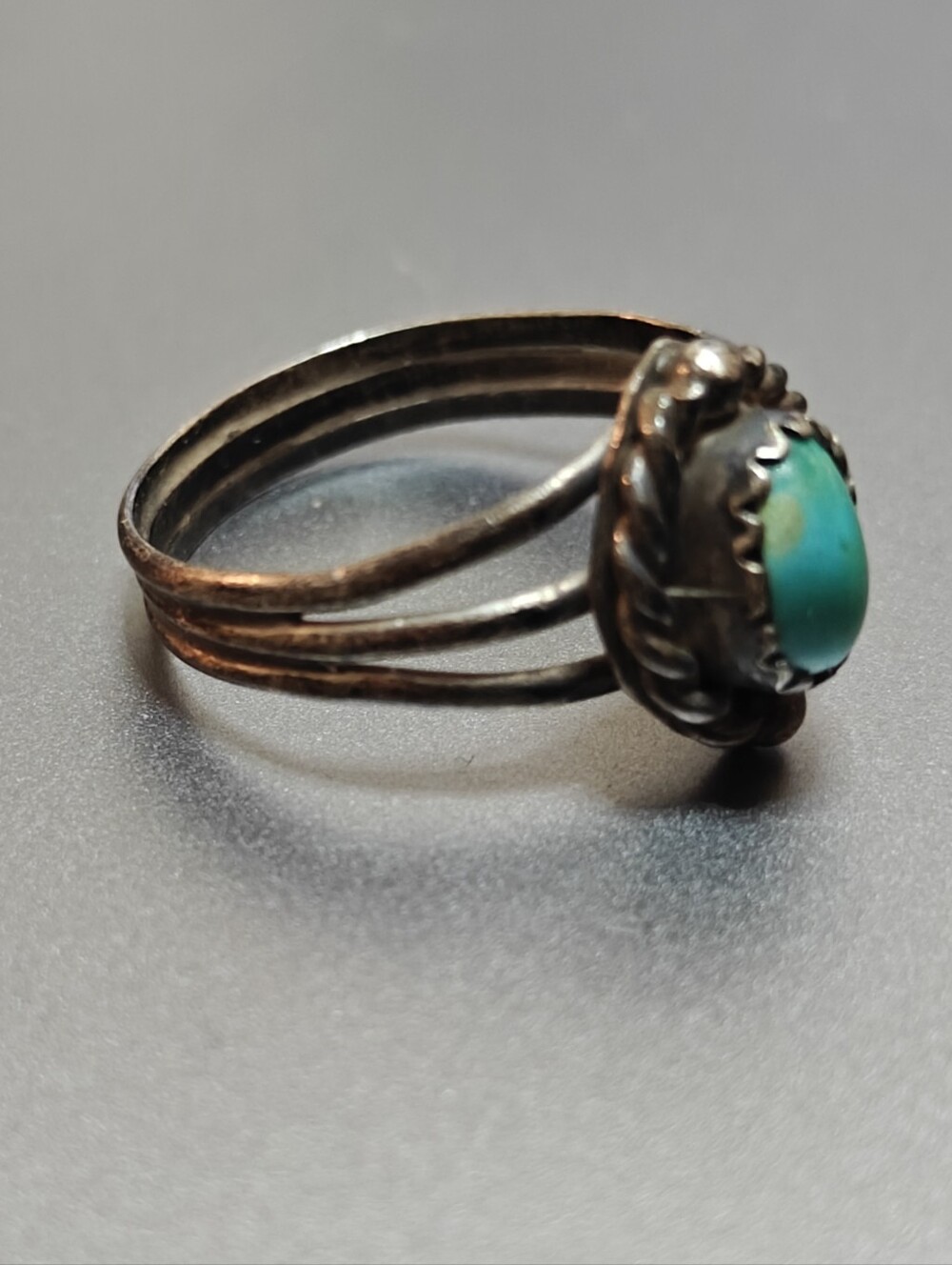 Old Pawn Native American Navajo Sterling Silver Ring Size 6